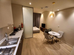 Brand new studio with balcony at Park View